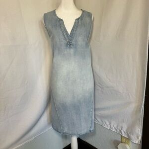 Ladies Cupshe v neck light blue denim sundress size XL soft and stylish
